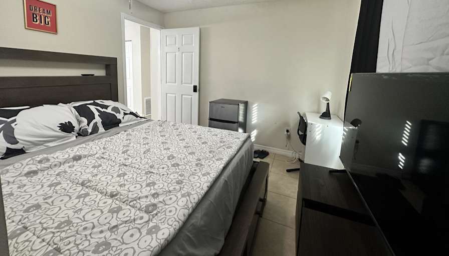 PadSplit's room
