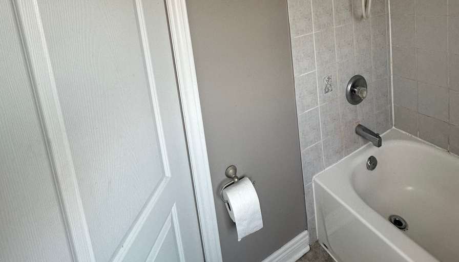 Rahkin Kassam's room