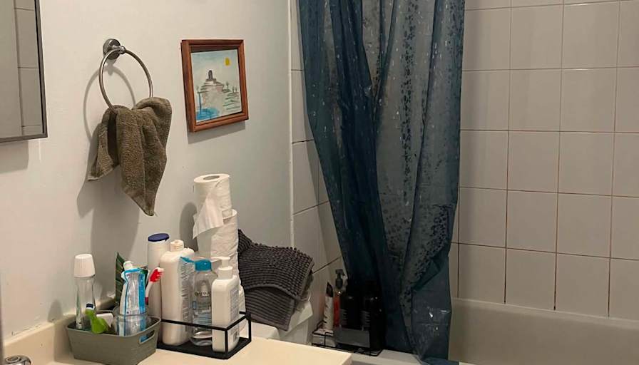 Arlo's room