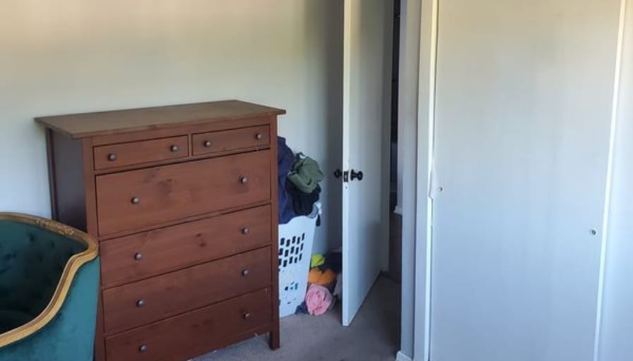Lungile Excelent's room