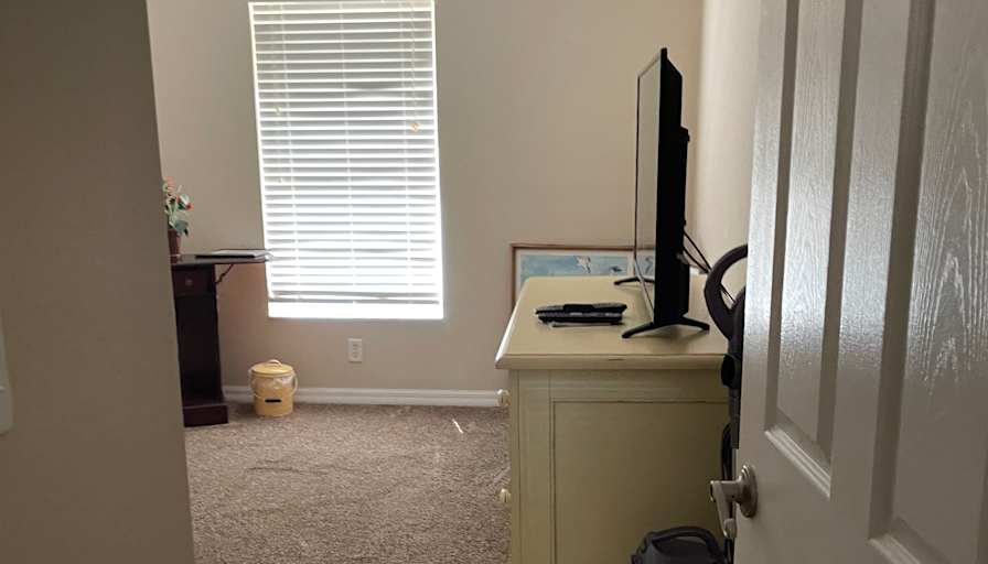 Melissa's room