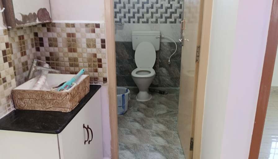 Kaviya's room
