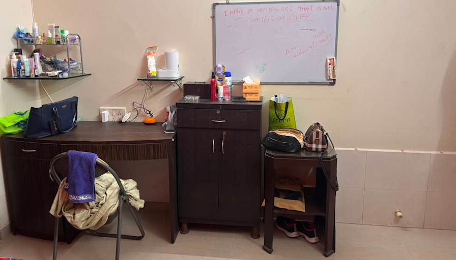 Yanica Singh's room