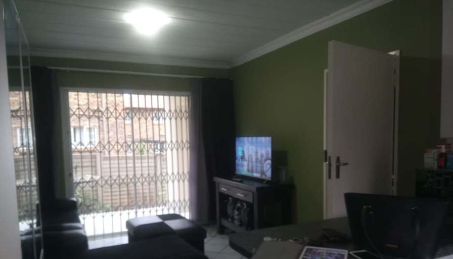 victor's room