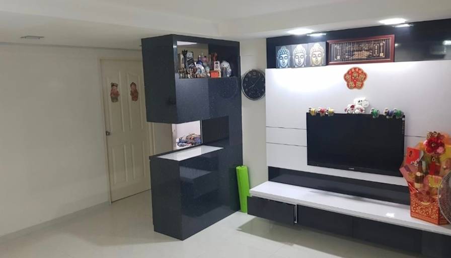 Annie's room