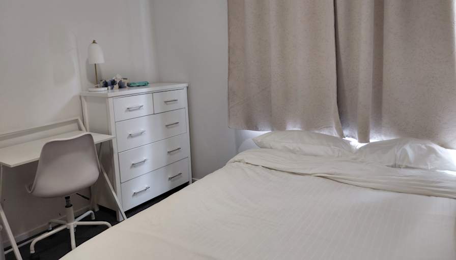 Bora's room