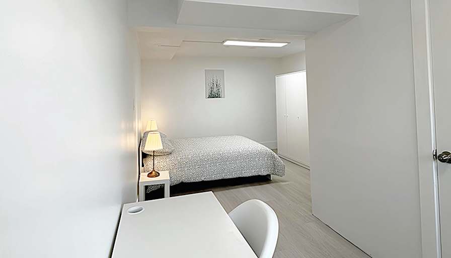 Shirin's room