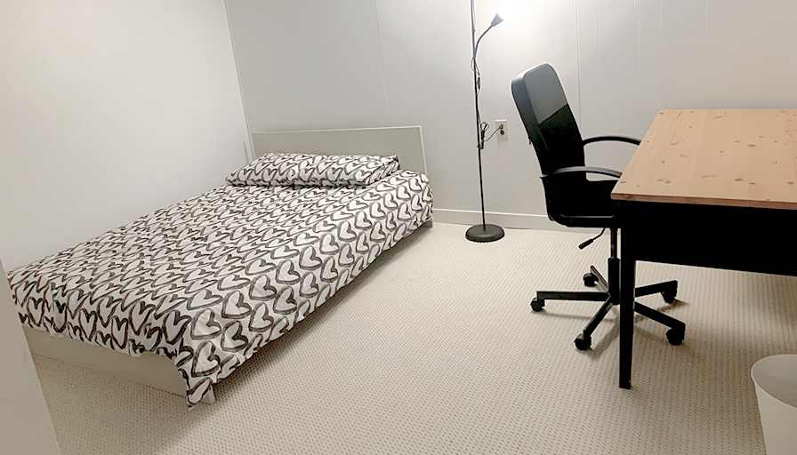 Shahram's room