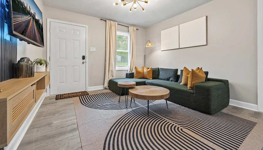 Alcove Rooms's room