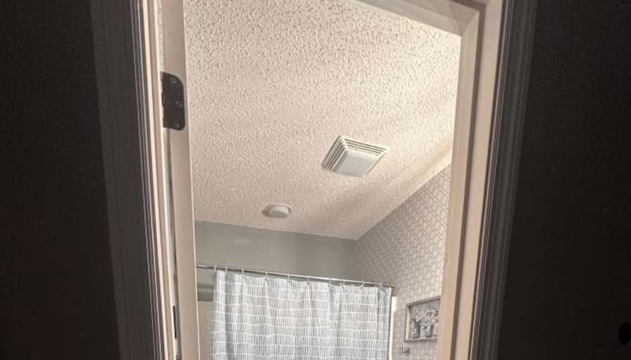 Darrel L Brown's room