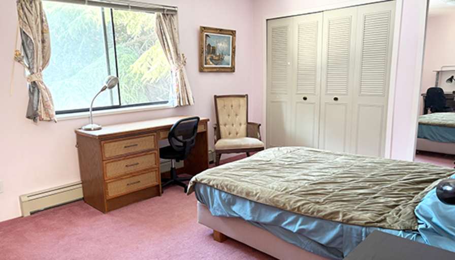Eric Buckingham's room
