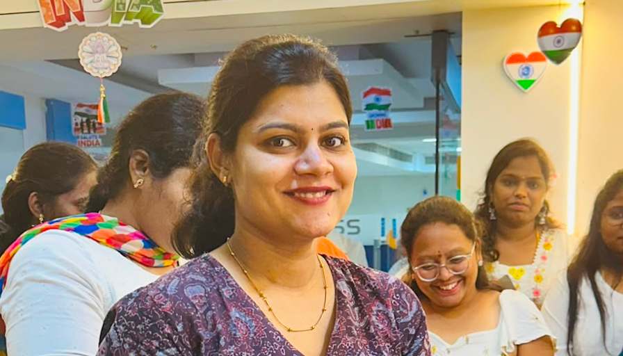 Rutuparnna joshi's room
