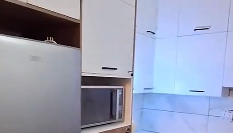 Melo's room