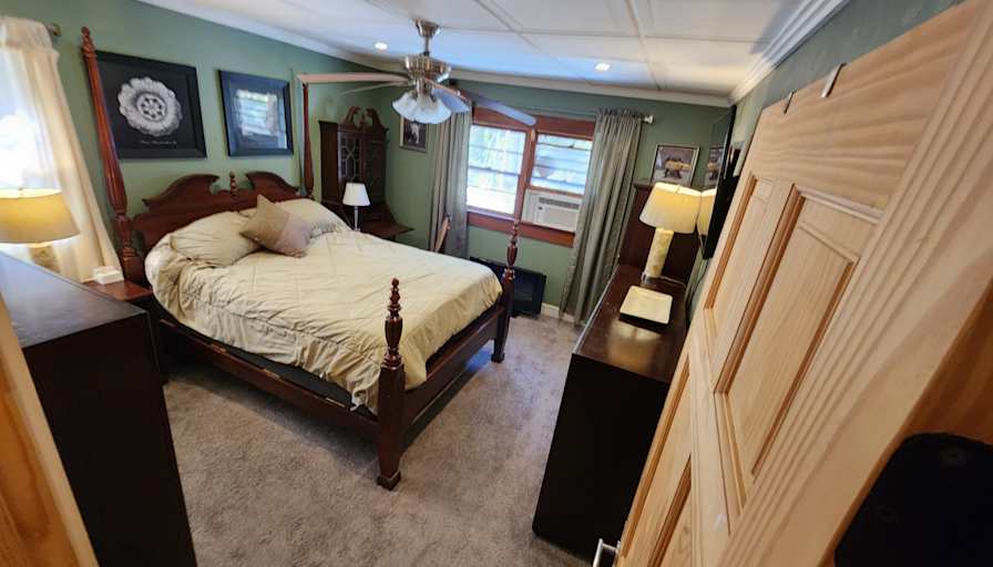 wdrinshed's room