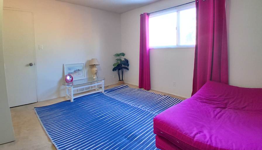 Zen's room