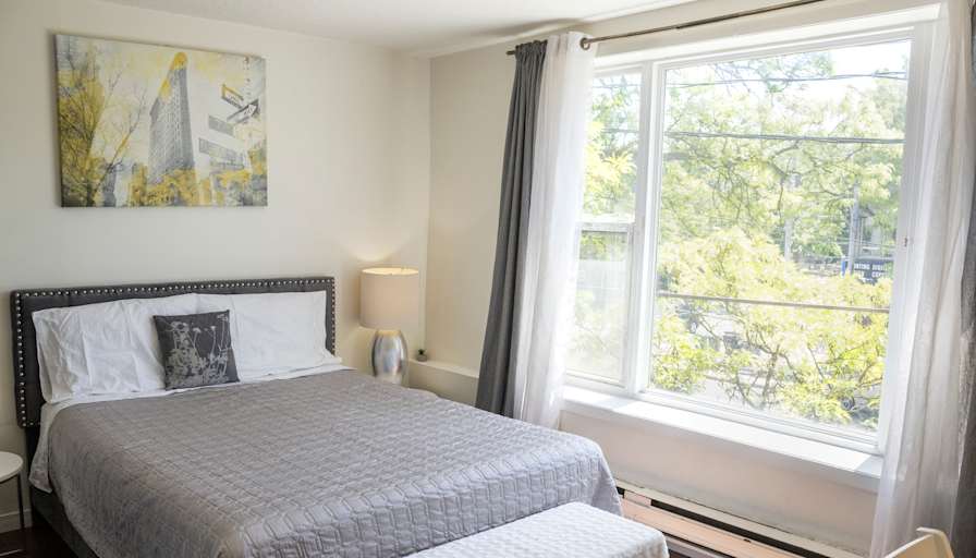 Laure's room