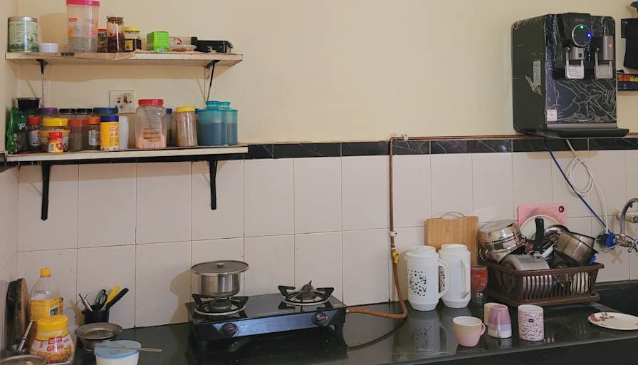 Jasleen Batra's room