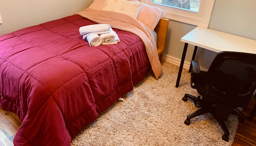 Wei's room