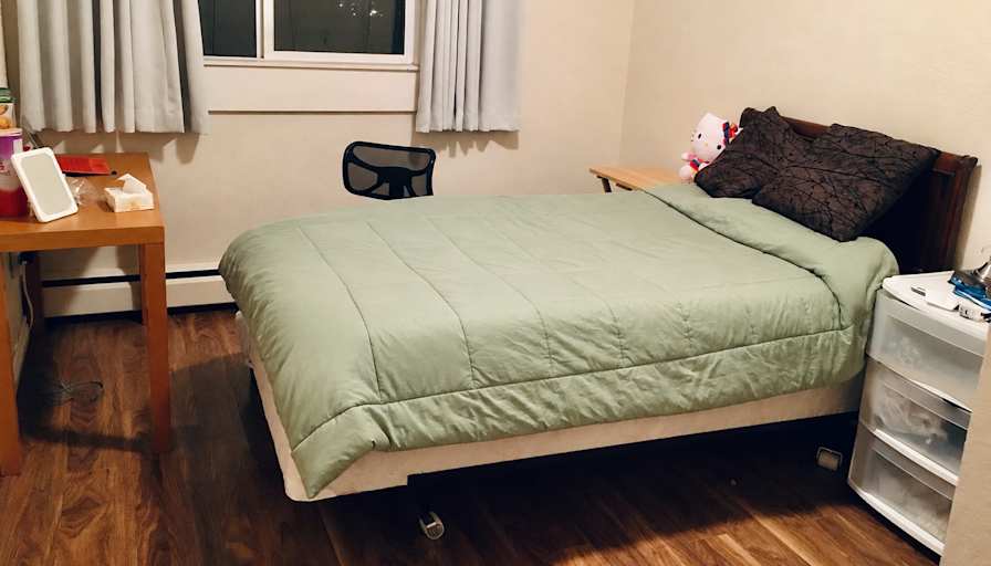 Darlene's room