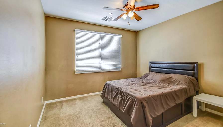 marcos's room