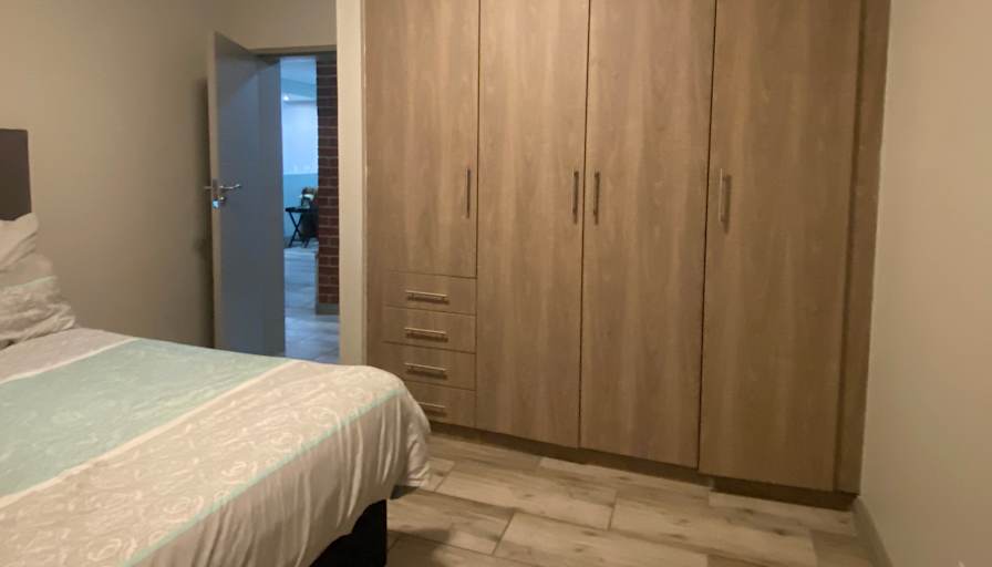 Isaa's room