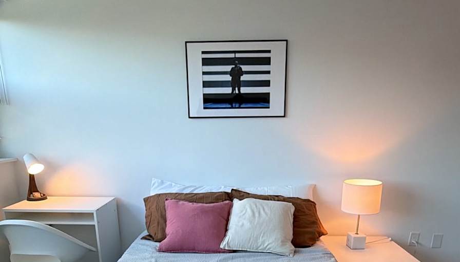 Alona's room