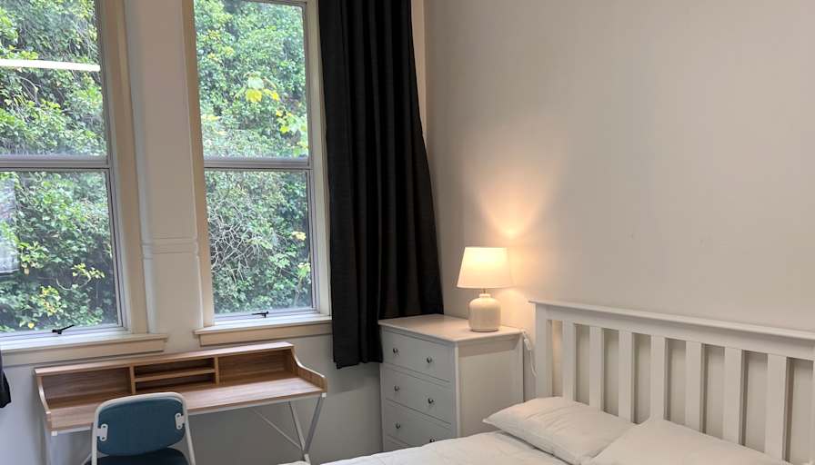 Anna's room