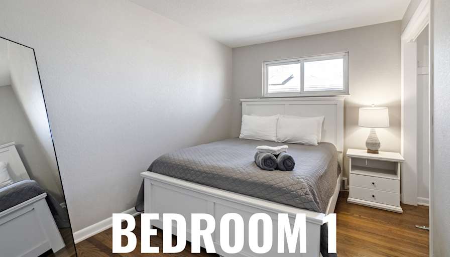 HomeCrew's room