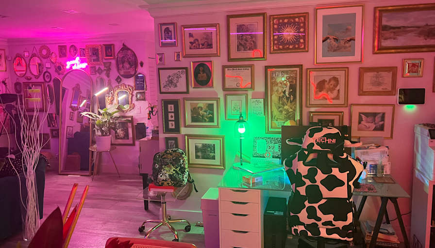 Ivett's room