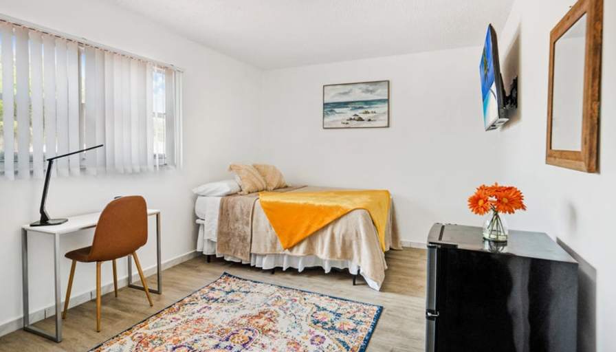 Olevia's room