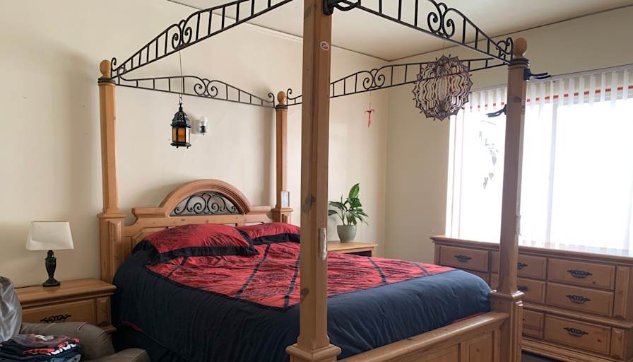 Daveed's room