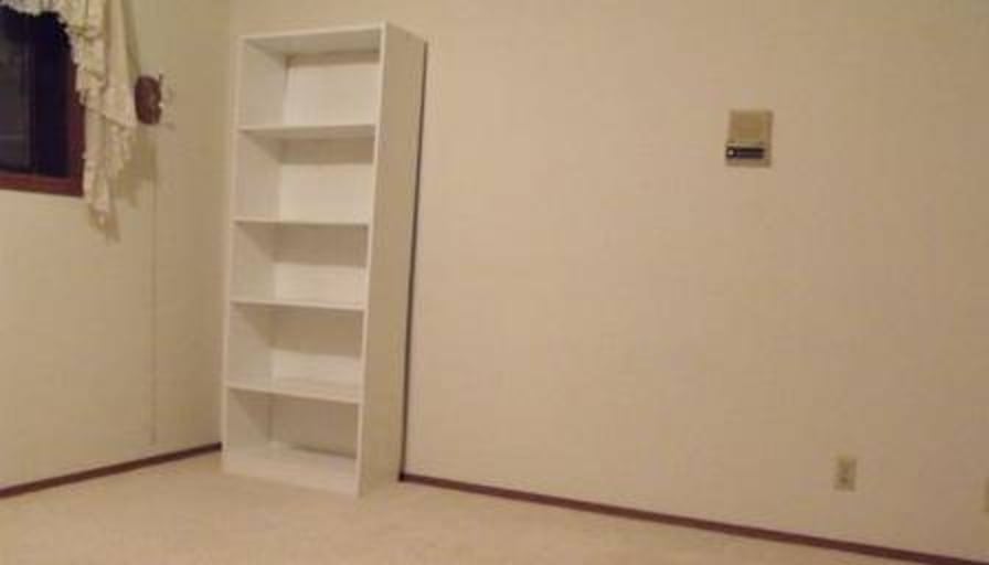 Xuebing's room
