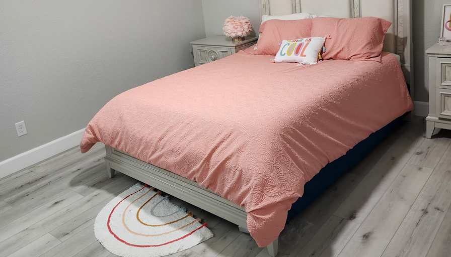 Samuel's room