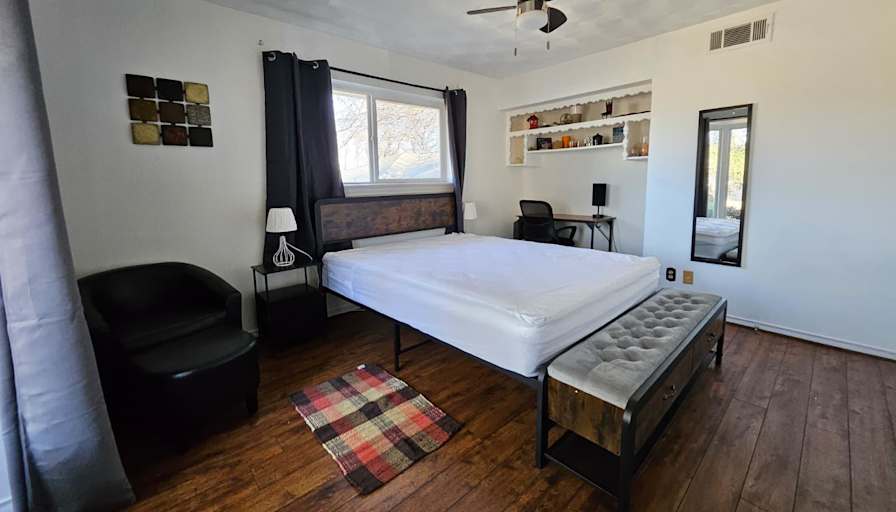 PadSplit's room