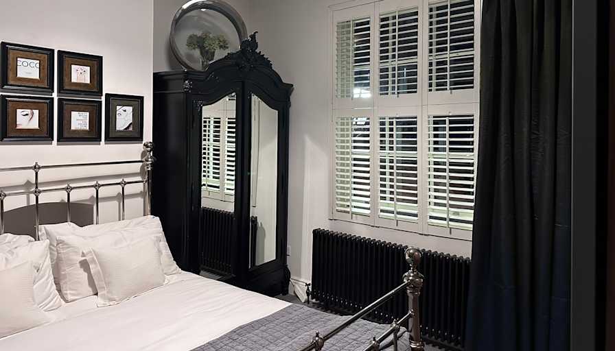Su Baugh's room