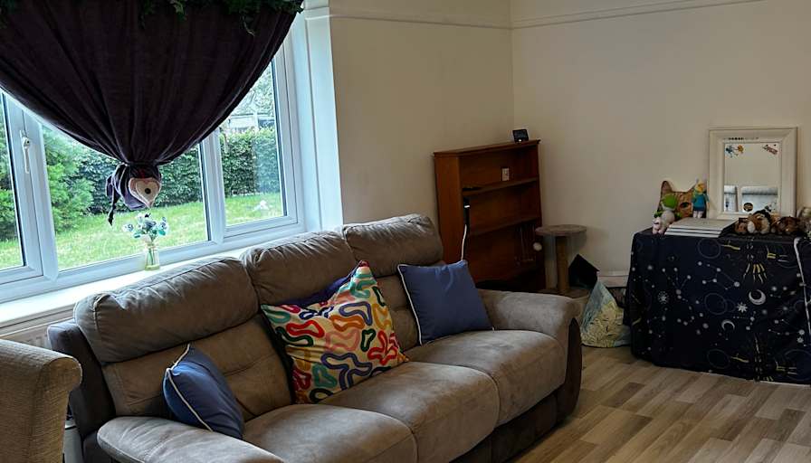 Lara's room