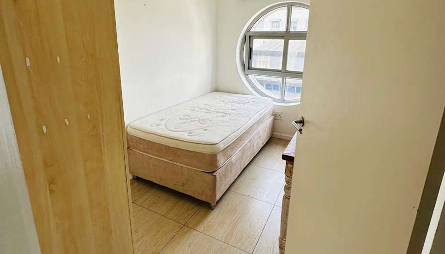 Yeshantha Marimuthu's room