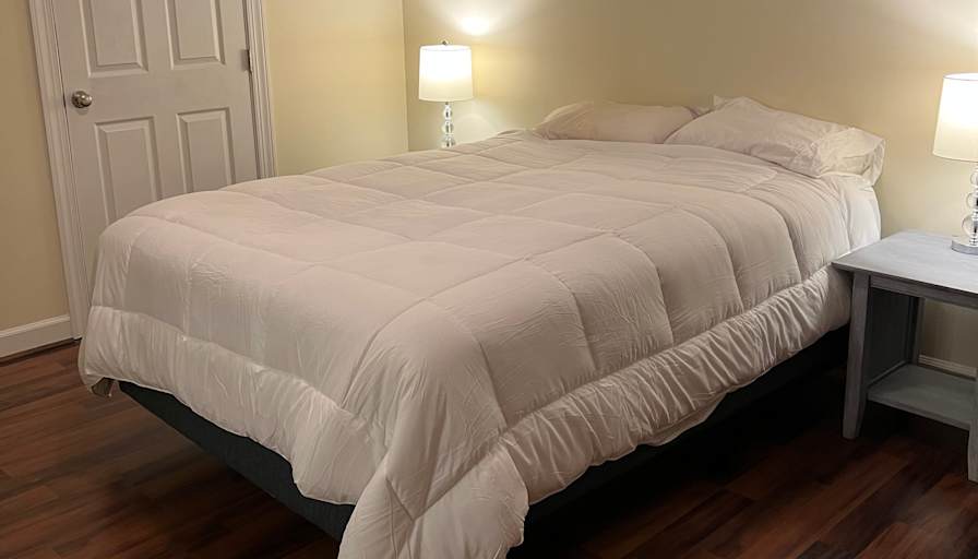 Tom's room