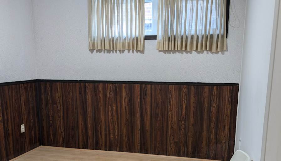 Ms K's room