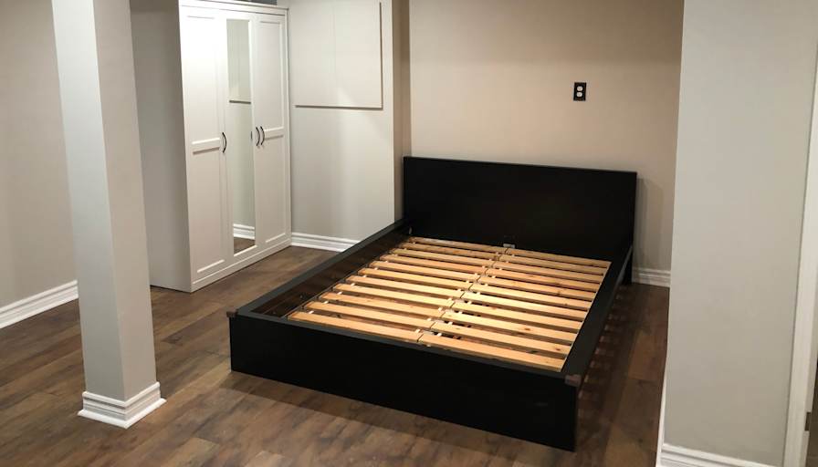 Vic's room