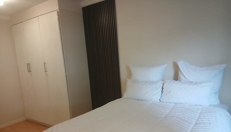 Shad Marang's room