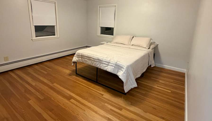 Brooke Viviers's room