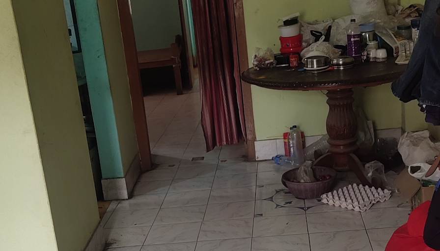 Manoj Deb's room