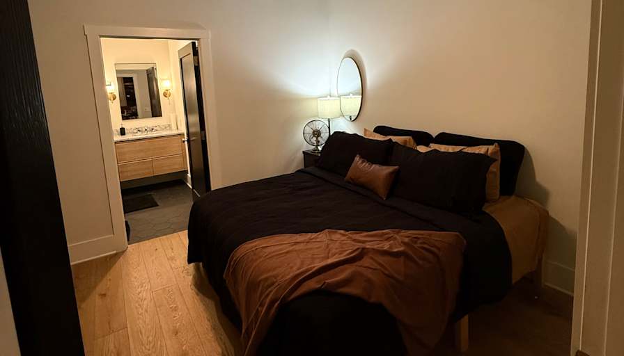 Jarvis's room