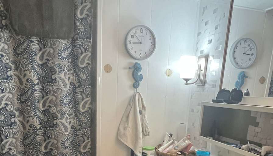 Sandy's room