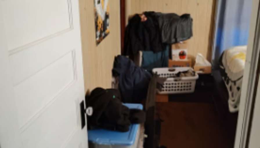 Available for rent's room