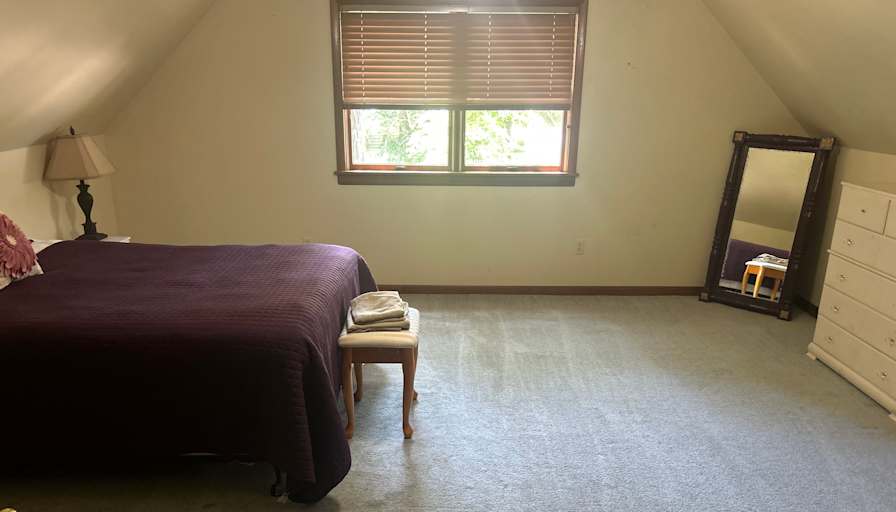 Carolyn's room