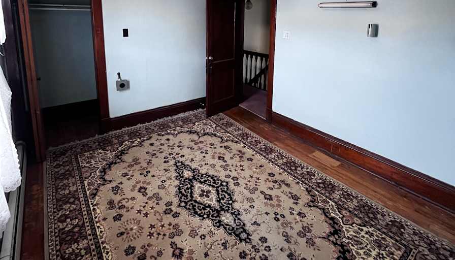 FRANCIS's room
