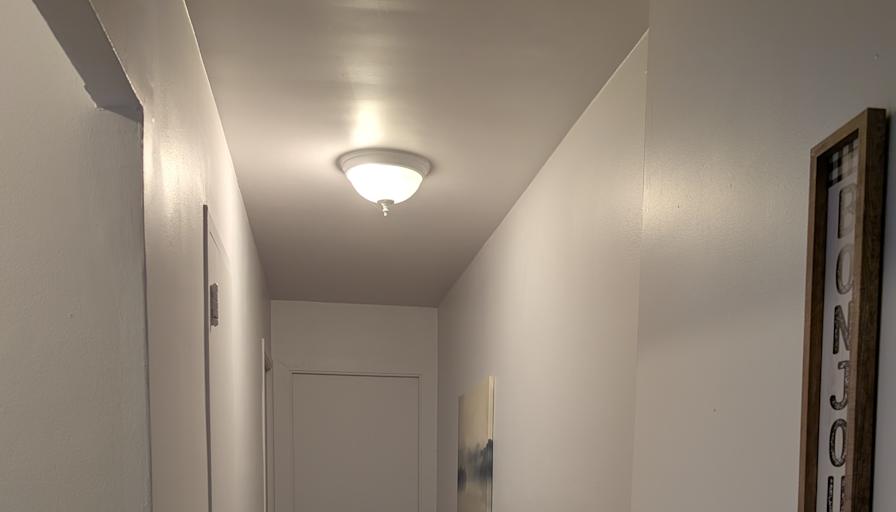 Serdar's room