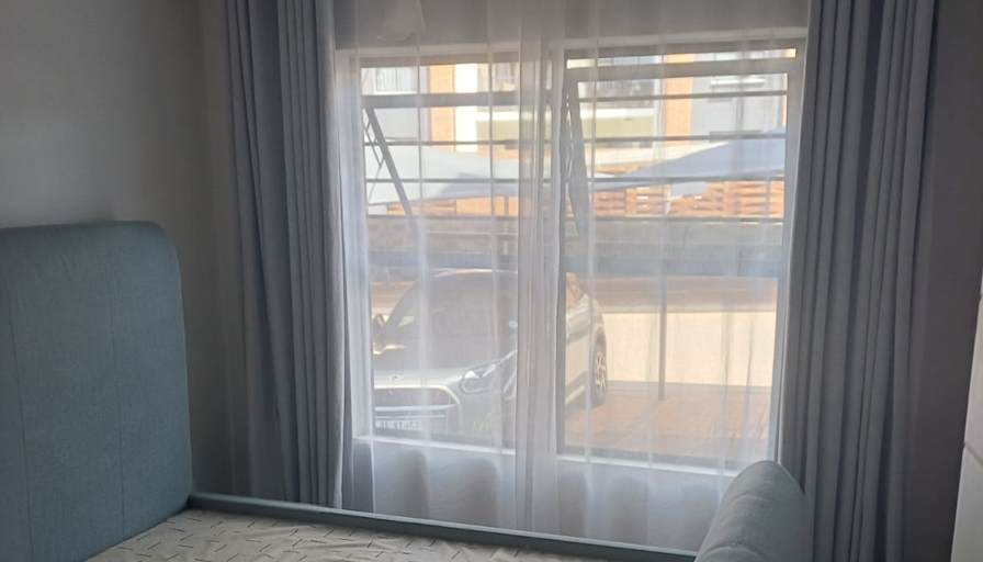 Zamathiyane's room